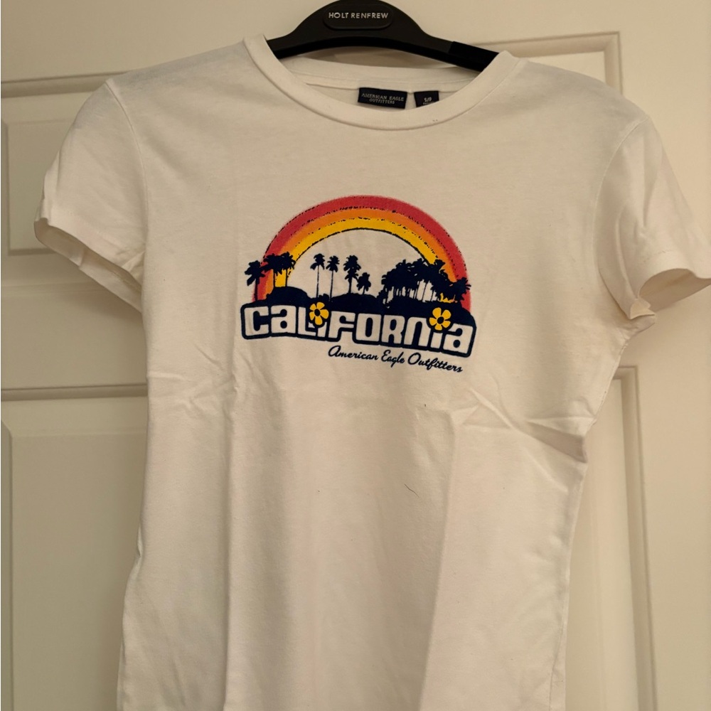 American Eagle Outfitters White T-Shirt